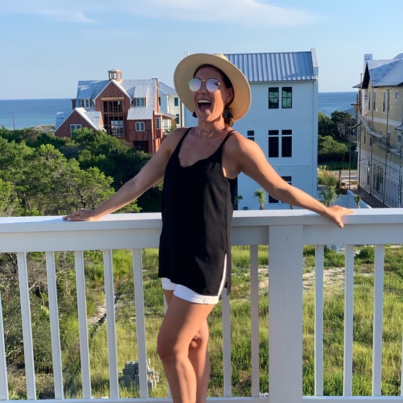 Meet your Posher, Stephanie - Picture 2 of 3